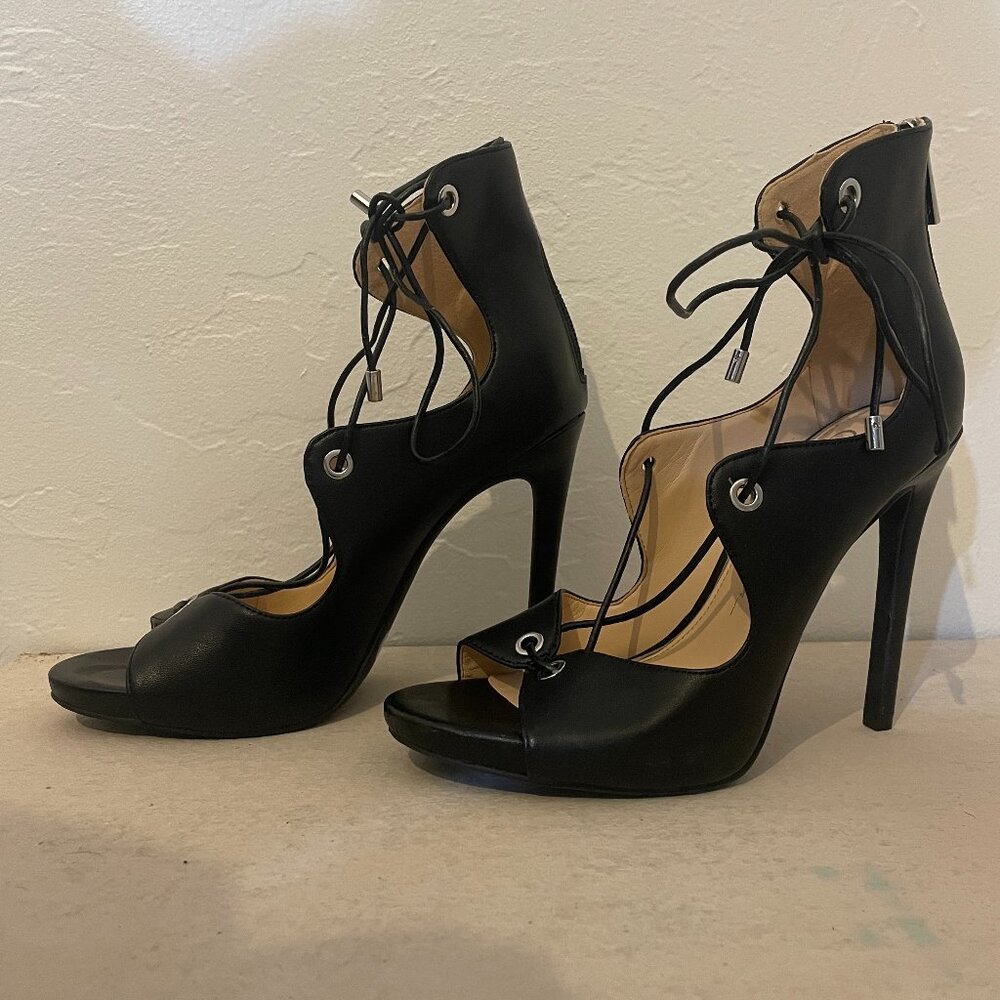 Spicy!  Jessica Simpson black 4" heels